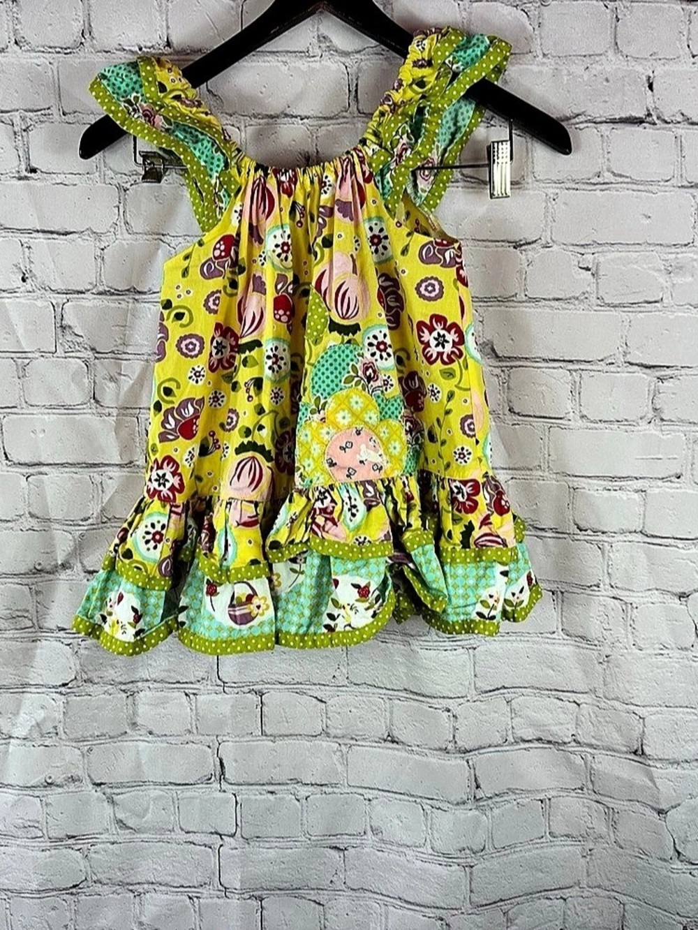 Kelly the Pug Girls Floral Dress Size 2T Like New